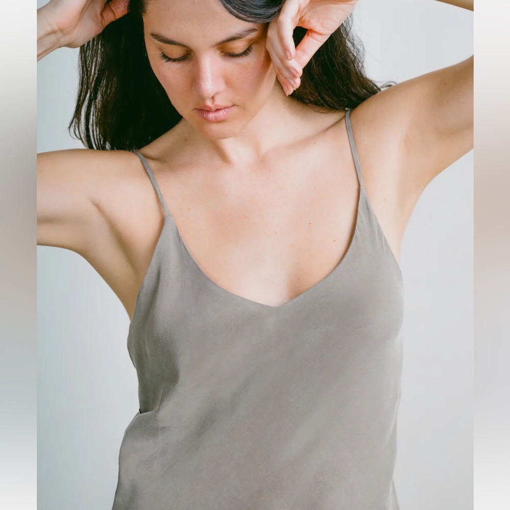 OZMA Cupro Bias Camisole 90s Grey